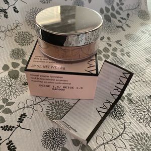 Mary Kay Mineral Powder Foundation